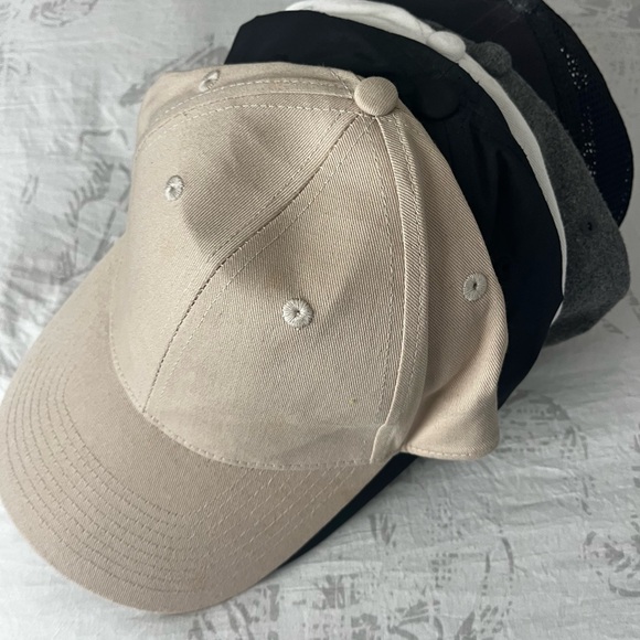 Hat 🧢 lot 5 , Captain fin , H:M , Nike , Hurley - Picture 1 of 13